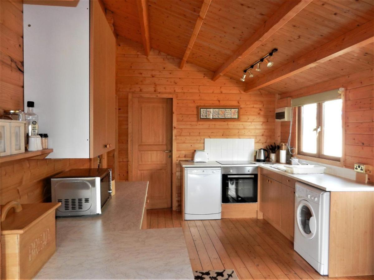 Pennylands Hill View Lodge 布罗德韦 外观 照片
